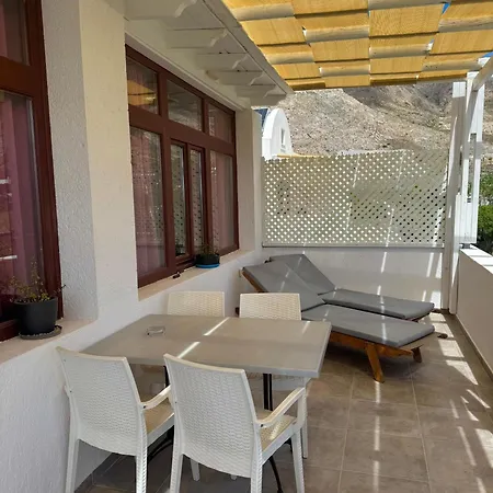 Two Bedroom Incl Car And Breakfast *
